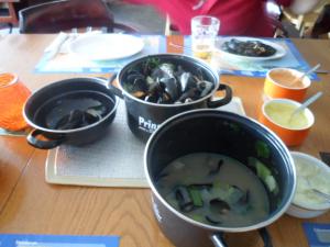 14 Mosselen eten 