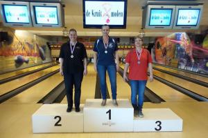 VK senioren 2015 top 3 dames CD Ingrid Ligtendag, Frencis Klink, Alma Corbijn           